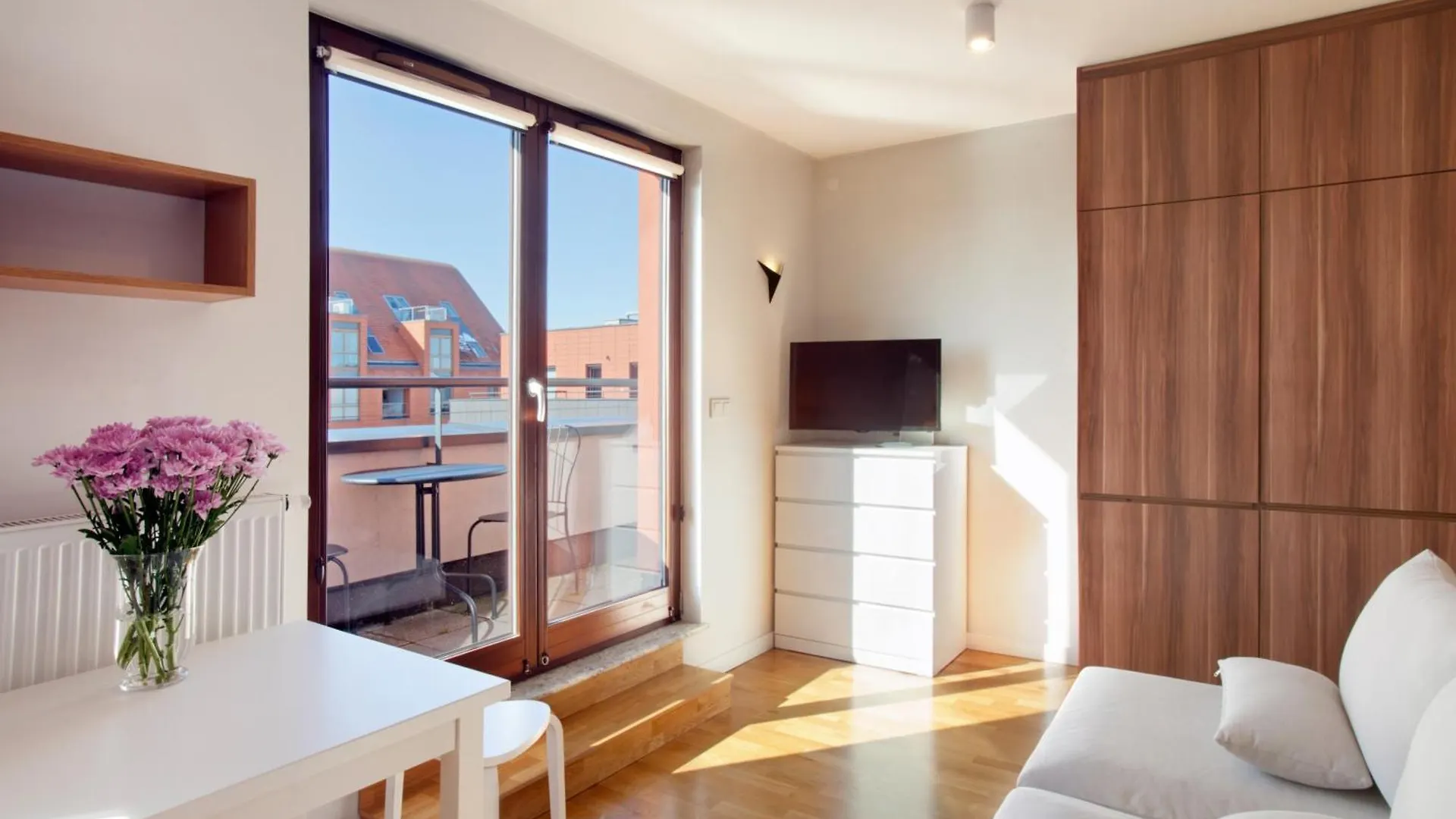 Apartment Marine Studio With Balcony And Parking By Tyzenhauz Gdansk Poland